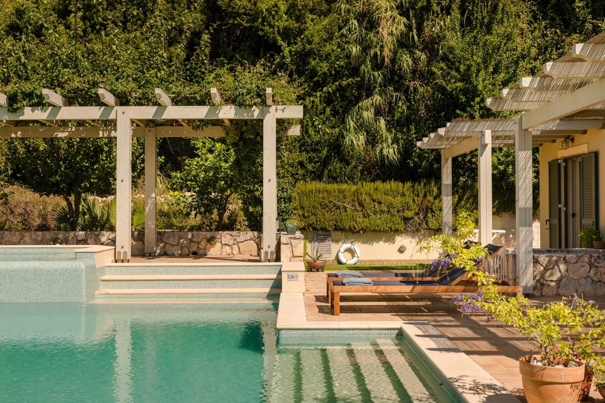 Sarlata Villas Svoronata Exterior photo